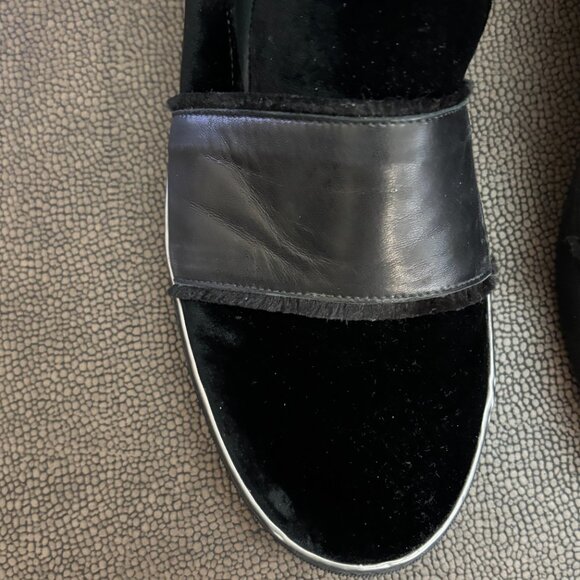 Stuart Weitzman black leather loafer - Picture 8 of 11